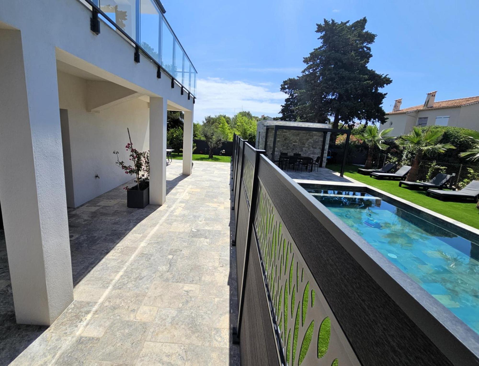 Etoile Du Berger Saint Aygulf 3 Villas Et 4 Appartements Jardin Individuel Et Piscine Chauffee En Saison - La Mer Et Les Plages 450 M Zewnętrze zdjęcie