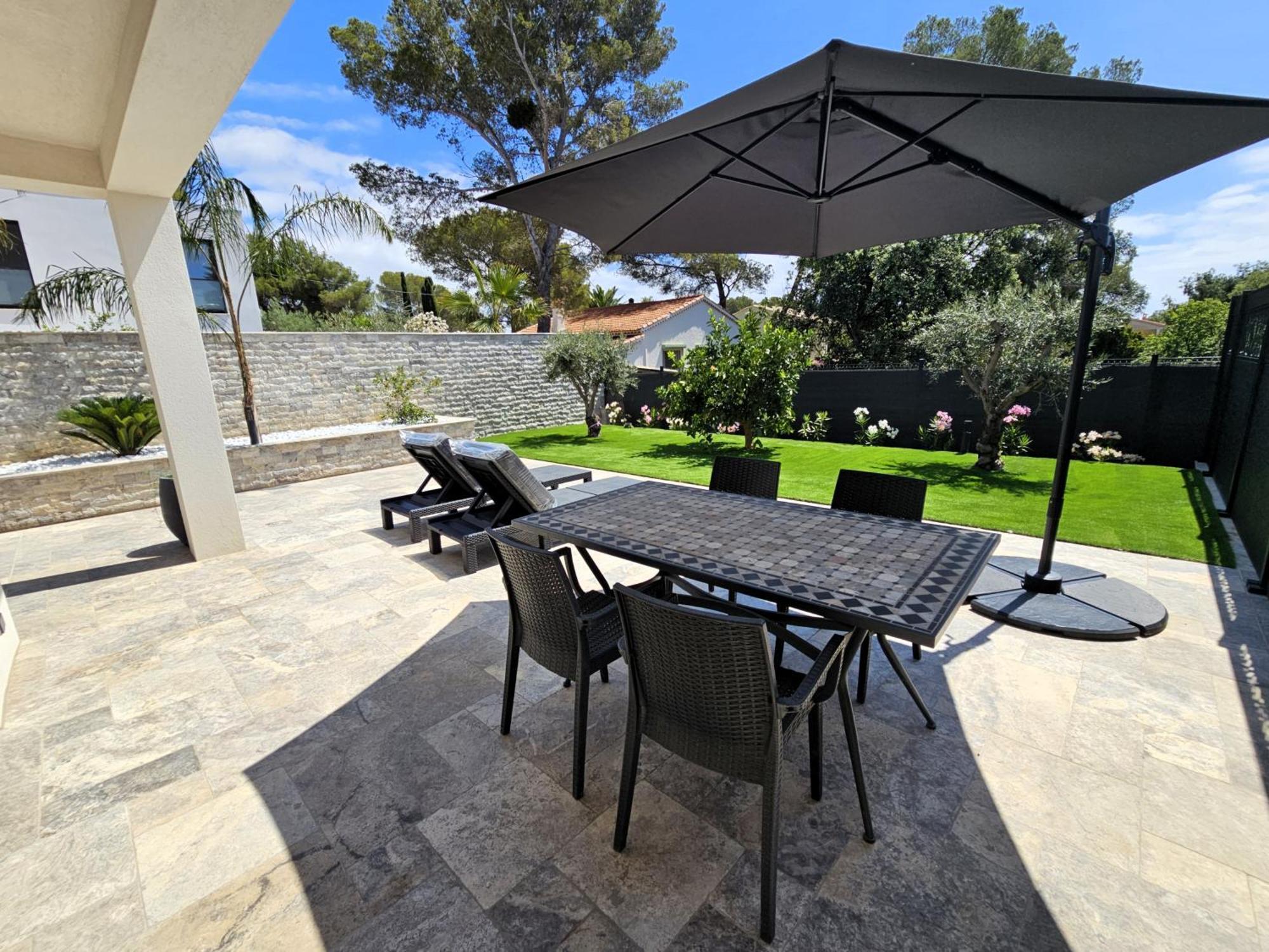 Etoile Du Berger Saint Aygulf 3 Villas Et 4 Appartements Jardin Individuel Et Piscine Chauffee En Saison - La Mer Et Les Plages 450 M Zewnętrze zdjęcie