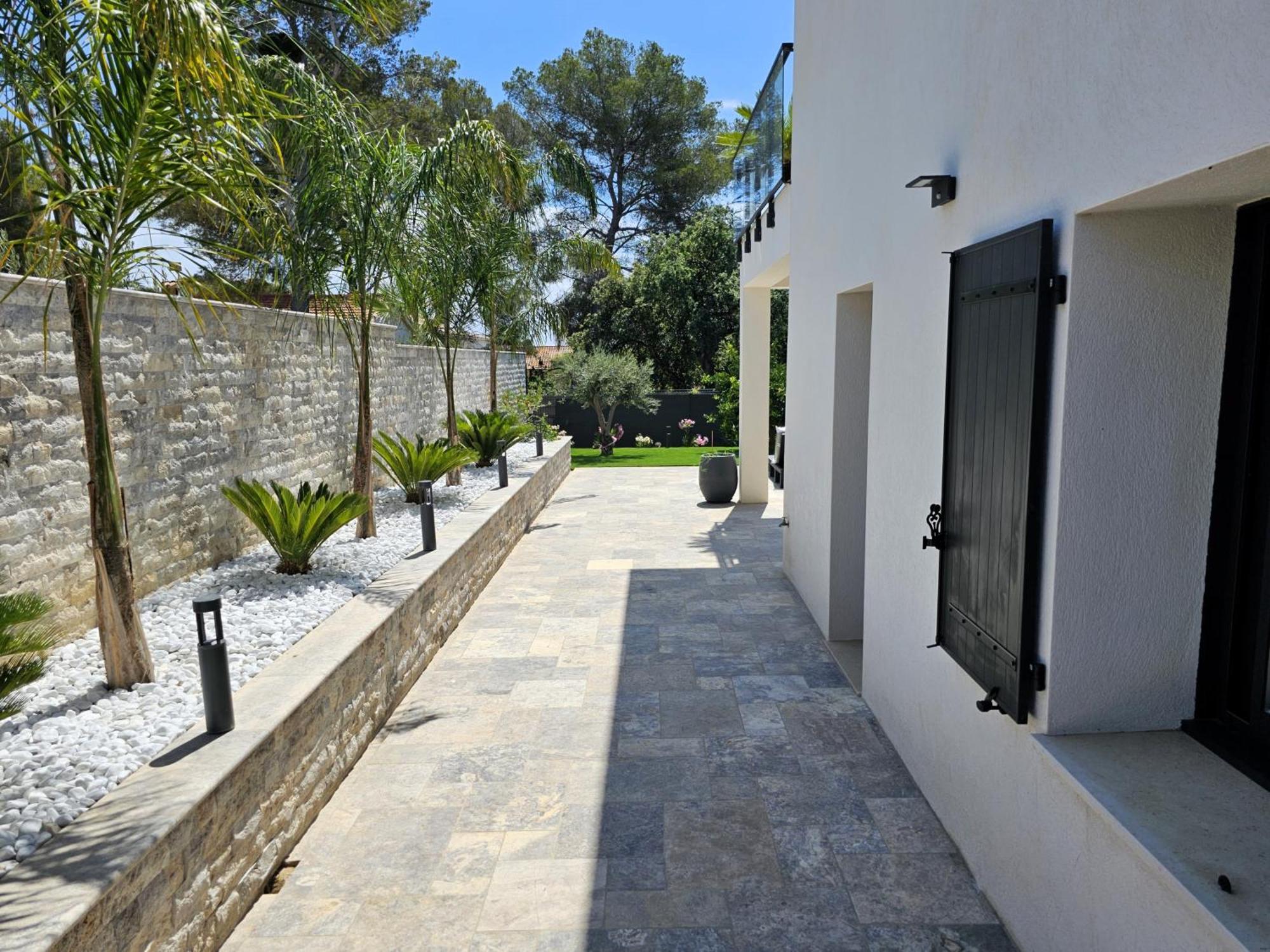 Etoile Du Berger Saint Aygulf 3 Villas Et 4 Appartements Jardin Individuel Et Piscine Chauffee En Saison - La Mer Et Les Plages 450 M Zewnętrze zdjęcie