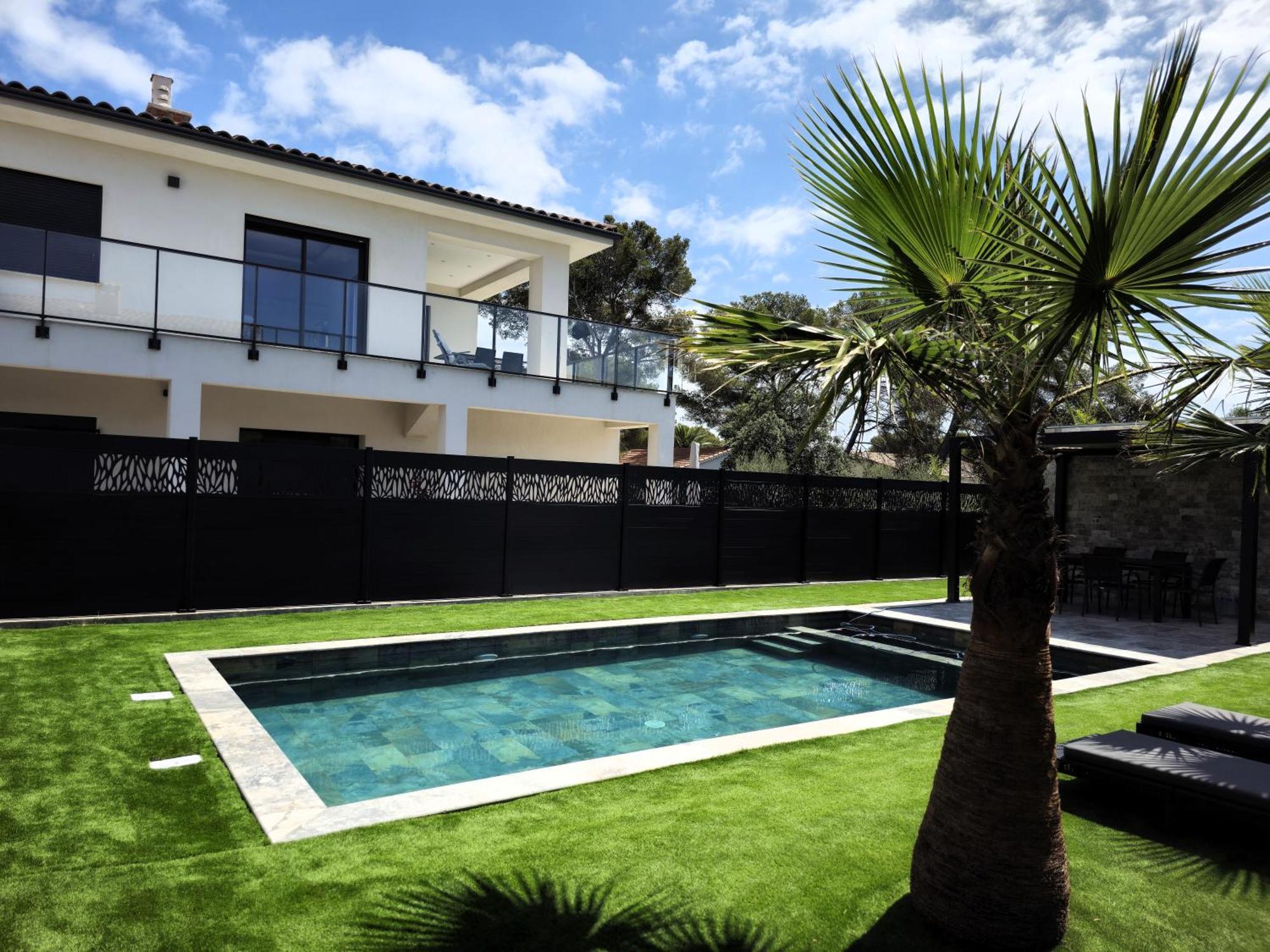 Etoile Du Berger Saint Aygulf 3 Villas Et 4 Appartements Jardin Individuel Et Piscine Chauffee En Saison - La Mer Et Les Plages 450 M Zewnętrze zdjęcie